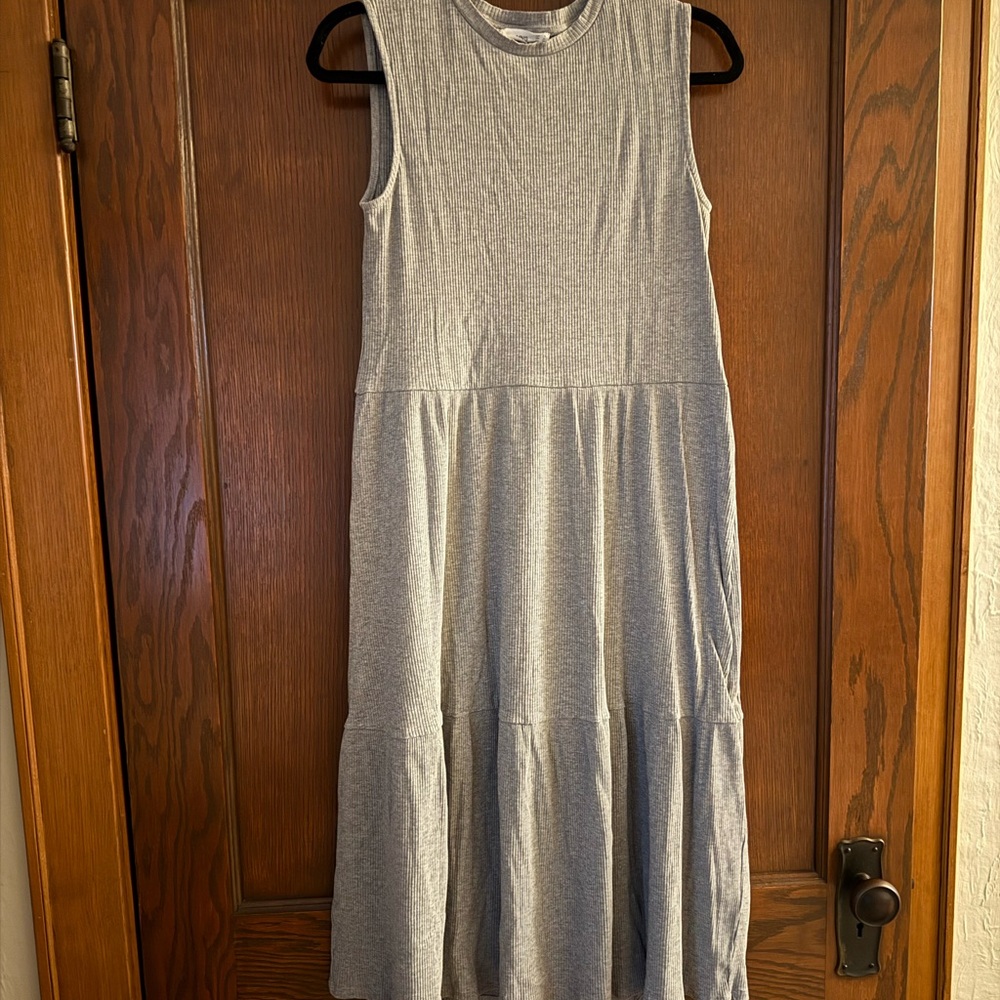 Ribbed Gray Maxi Dress with Tiered Skirt